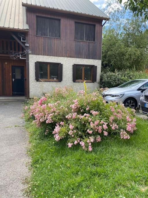 Studio Chaleureux Renove Allemont Luaran gambar